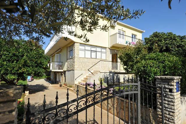 Borna Apartement Novalja Luaran gambar