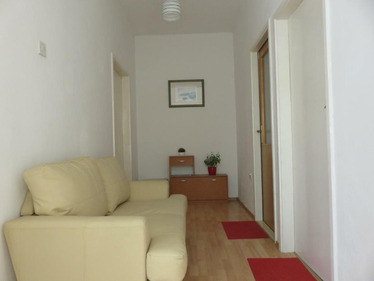 Borna Apartement Novalja Luaran gambar